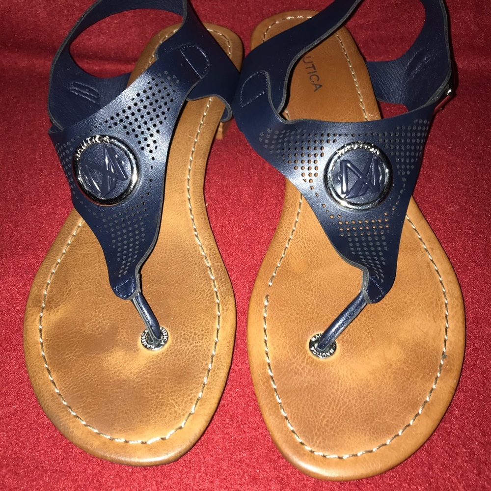 Nautica sandals navy blue.